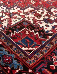 Rosso Persiano Heriz  262 x 232 cm