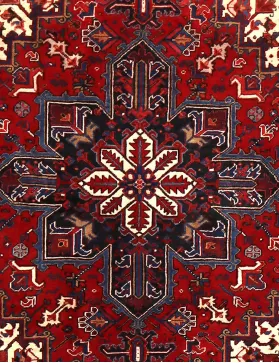 Heriz  rouge <br/>262 x 232 cm