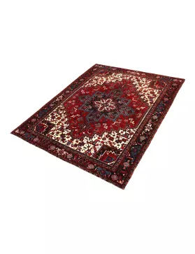 Heriz  rouge <br/>262 x 232 cm